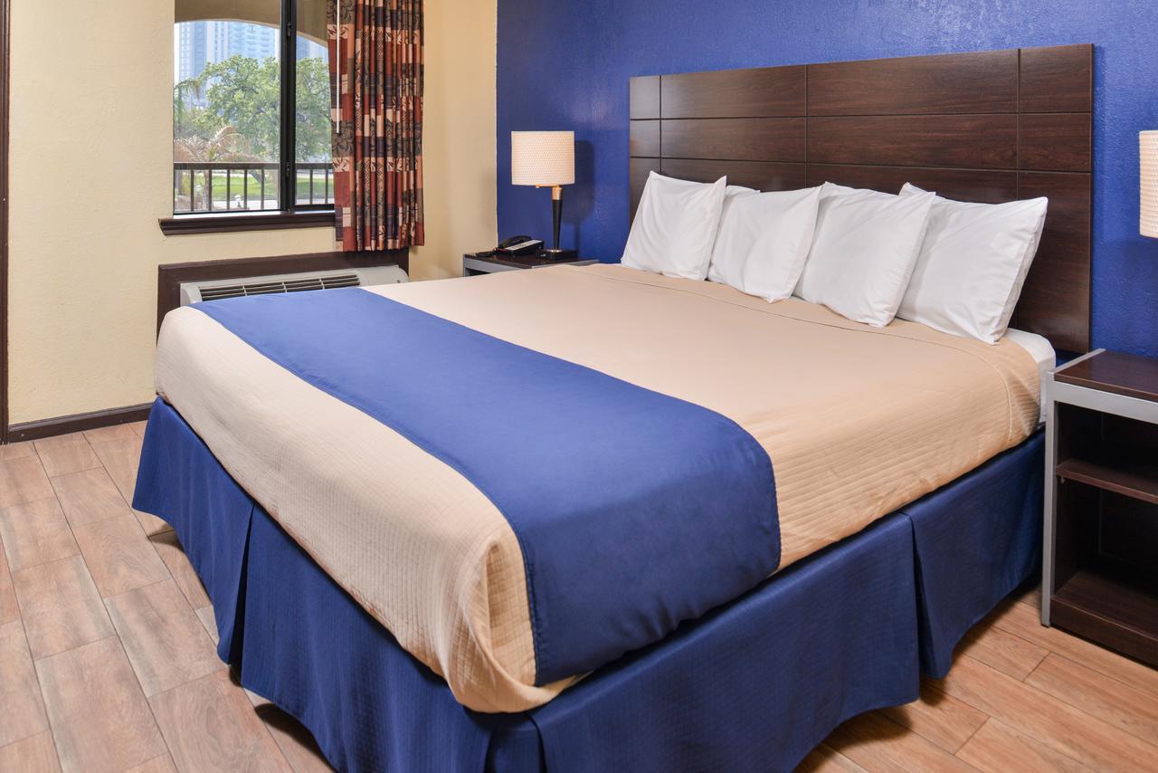 Americas Best Value Inn Medical Center Downtown Houston Bagian luar foto
